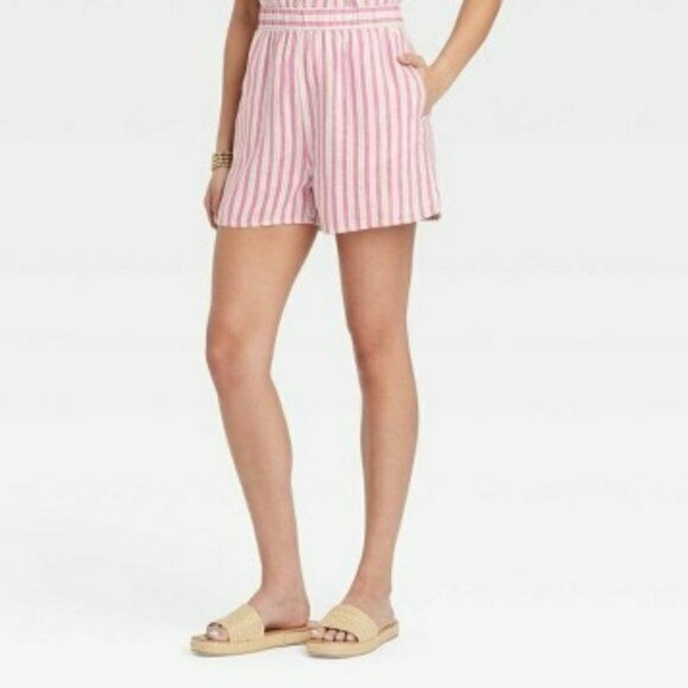 NWT Universal Thread Women's High-rise Pull-on Shorts, Pink Stripe, L
